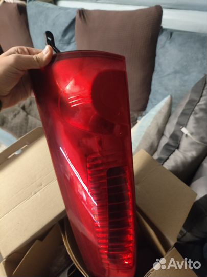 Задние дополнительные фонари largus