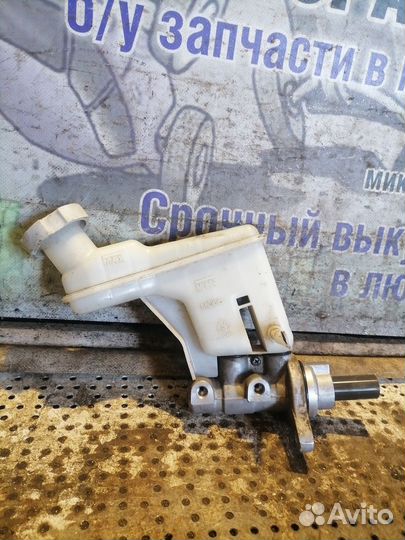 Цилиндр тормозной главный Kia Sportage