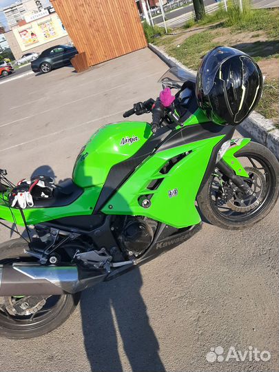 Kawasaki ninja 300