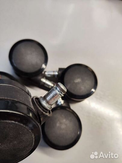 Колеса для офисного кресла