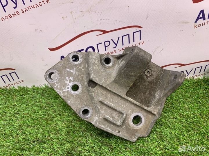 Кронштейн двигателя Lr Freelander 2 L359 LCI Л359