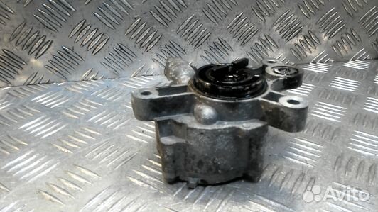 Насос вакуумный peugeot 407 (97L23KX01)