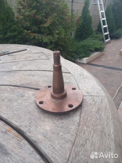 Цапфа на прицеп кмз 8284
