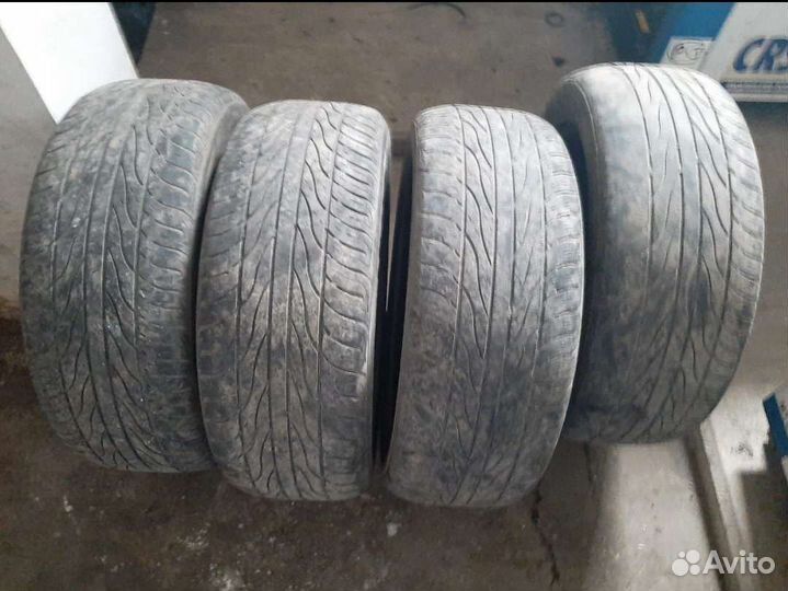 Maxxis MA-Z4S Victra 235/55 R18