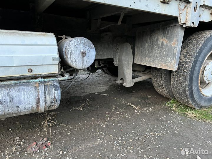 Mercedes-Benz 1733, 1990