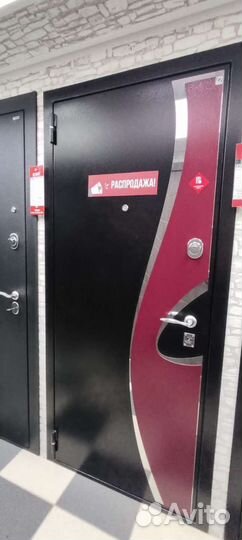 Дверь входная металлическая новая