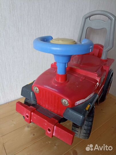 Машинка каталка толокар