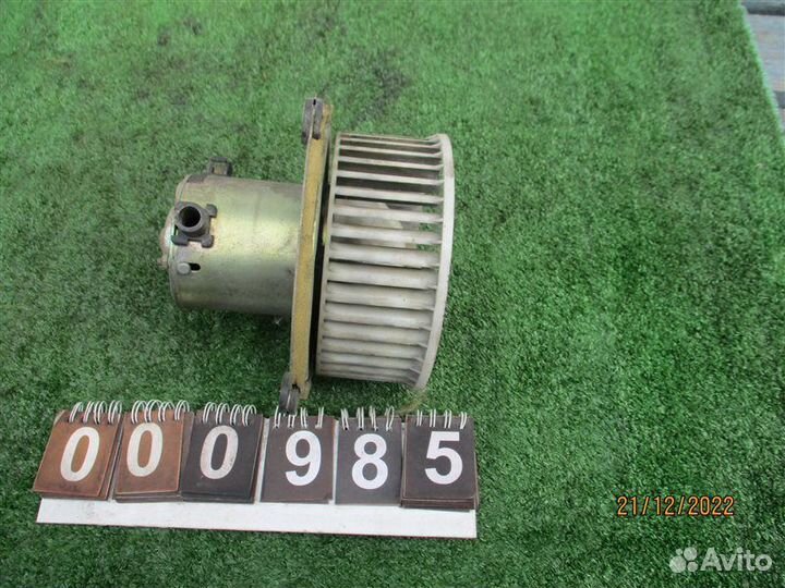 Мотор печки Isuzu Giga CXZ71J 10PD1 1993