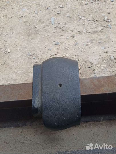 Верхний кожух рулевой колонки газ 3110(Волга)