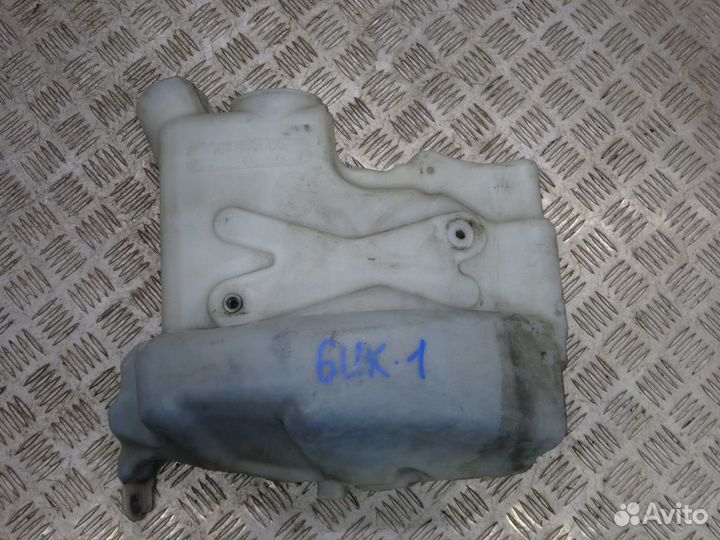 Бачок омывателя Мерседес 164