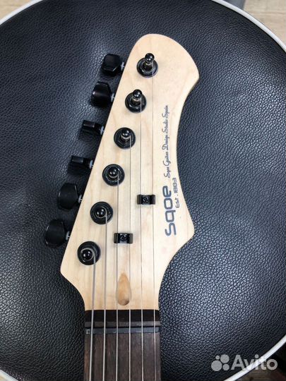 Электрогитара стратокастер чёрная матовая