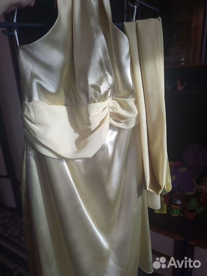 Вечернее платье