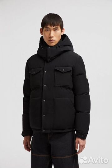 Пуховик Moncler