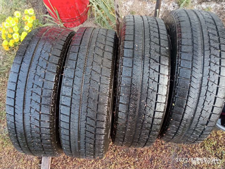 Bridgestone Blizzak VRX 175/65 R14