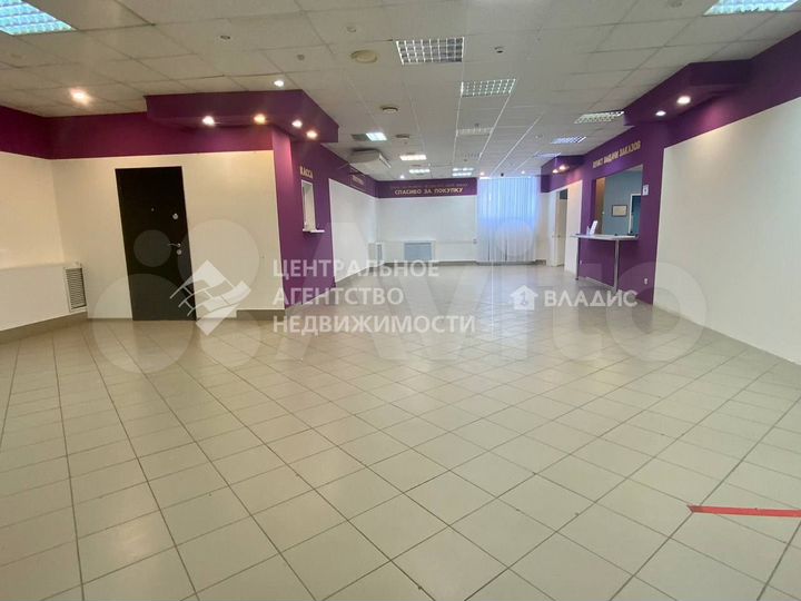 Сдам торговое помещение, 400 м²