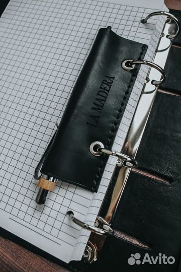 Ежедневник из кожи