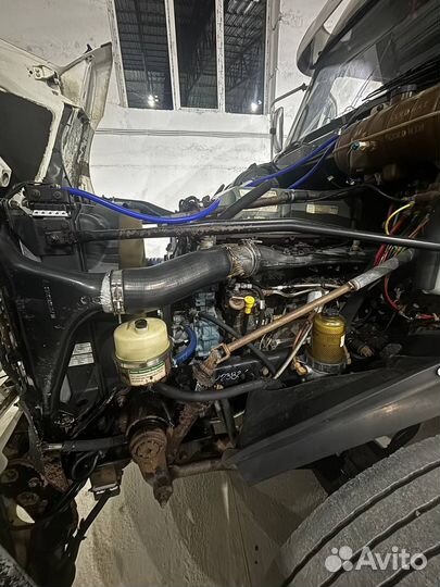 Freightliner Columbia, 2004