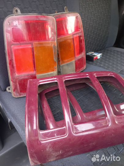 Задние фары niva 2121 б.у
