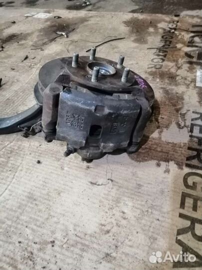 Honda cрв кулак левый в сборе