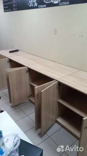 Тумбы для торгового зала