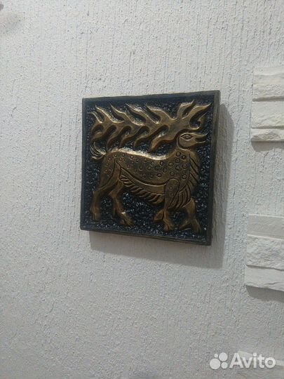 Настенное панно из гипса