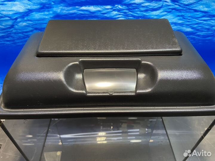 Новый 40 литров с пластиковой крышкой