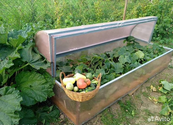 Парник под поликарбонат. Парники для дачи. Цена