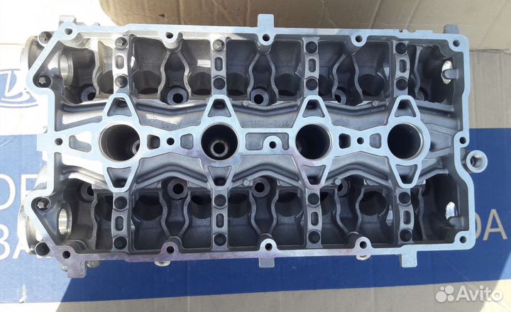 Головка блока цилиндров ваз 21126 16клапанов голая