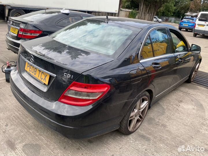 Разбор Mercedes W204 Дорестайлинг