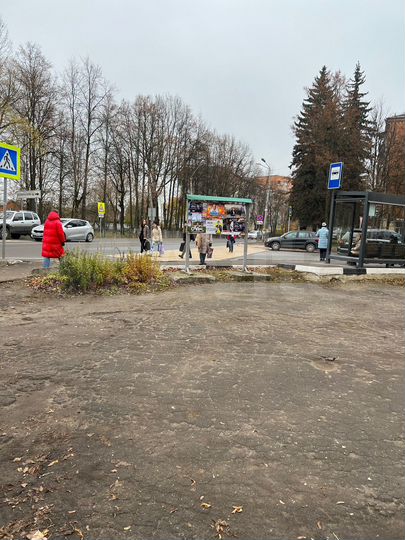 Продается коммерческий земельный участок с павильо