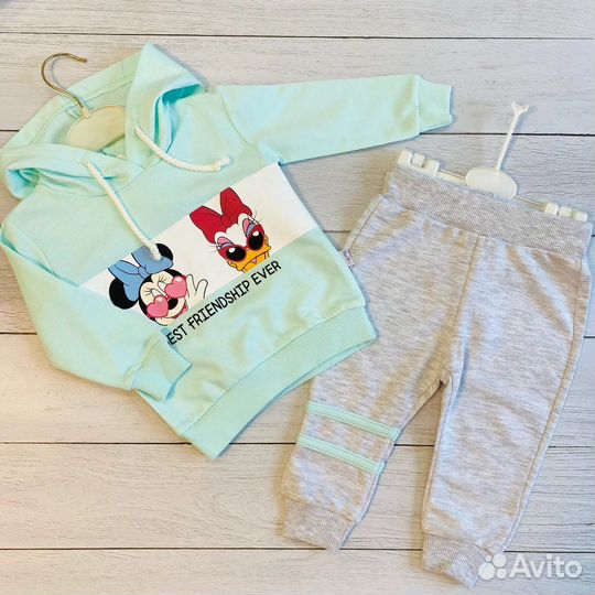 Костюм детский новый