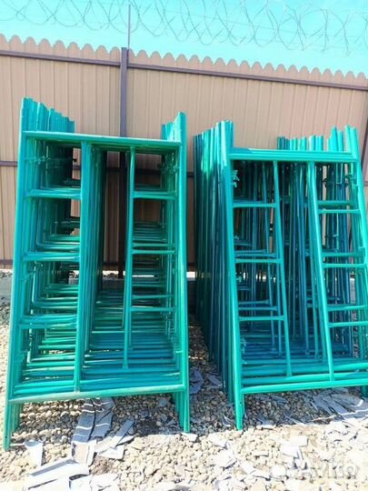 Строительные леса - хомутовые, рамные