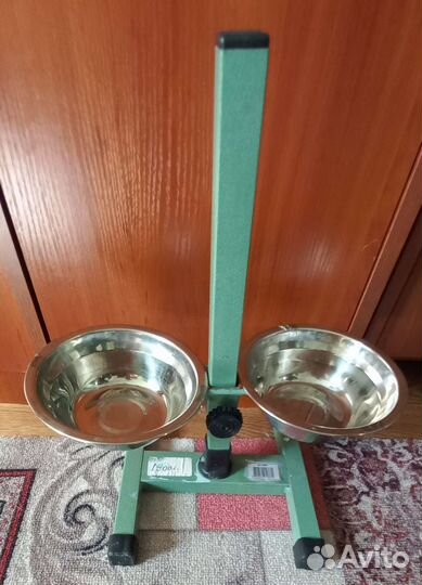 Тарелки для кормления на подставке