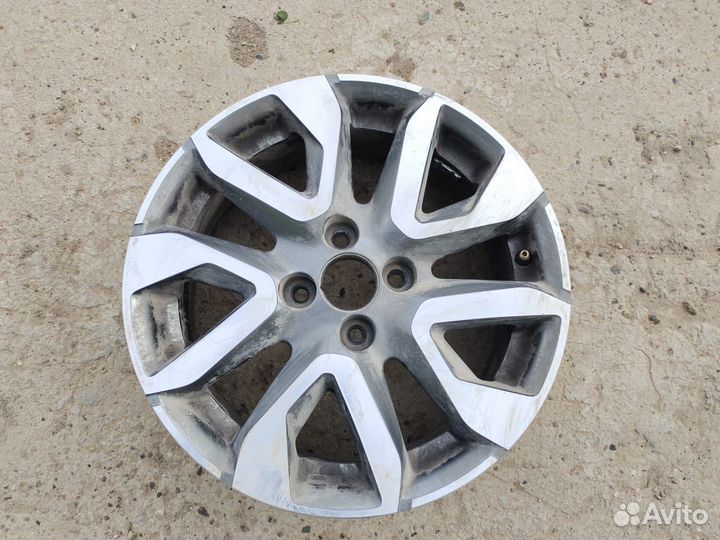 Диск литой R15 LADA Granta Cross 1 шт