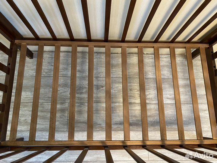 Кроватка детская с матрасом