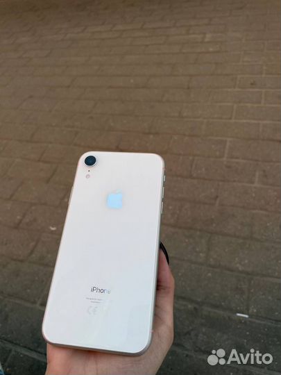 iPhone Xr, 64 ГБ