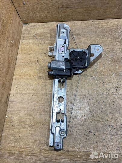 Стеклоподъемник задний левый Renault Megane 2 C65