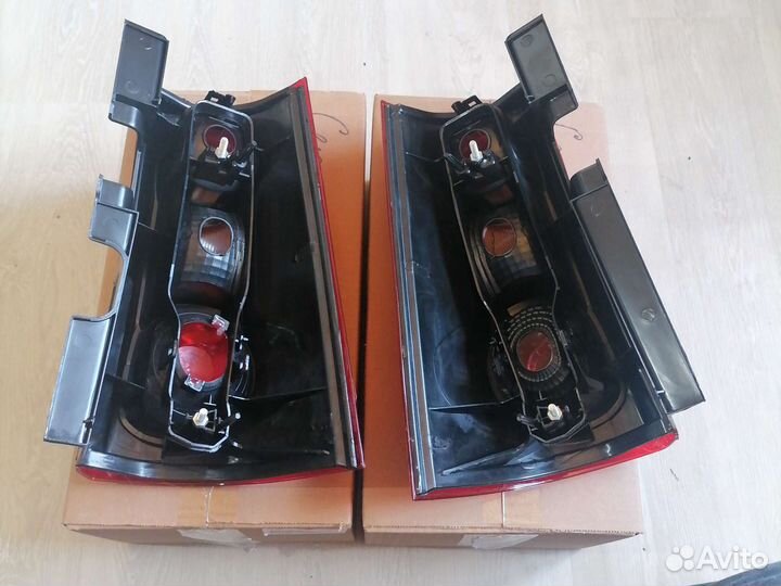 Фонари задние на Ларгус