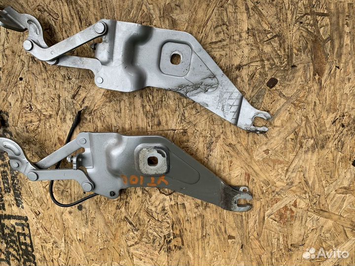 BMW x5 e70 петли капота