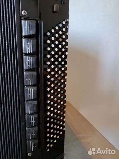 Баян мастеровой Мир