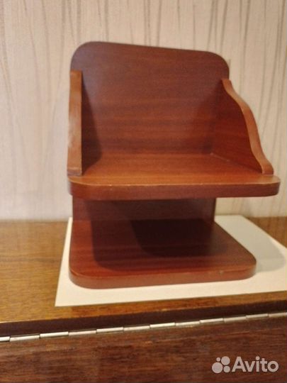 Полка для телефона ключей