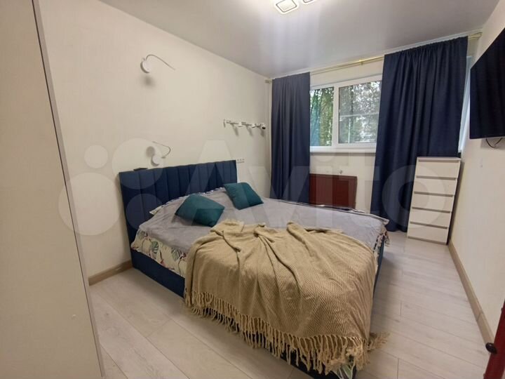 2-к. квартира, 55 м², 1/9 эт.