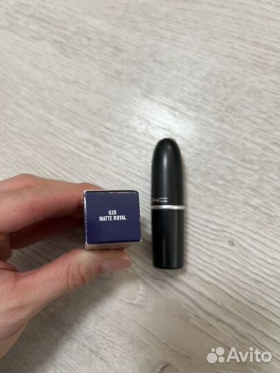 Помада mac синяя