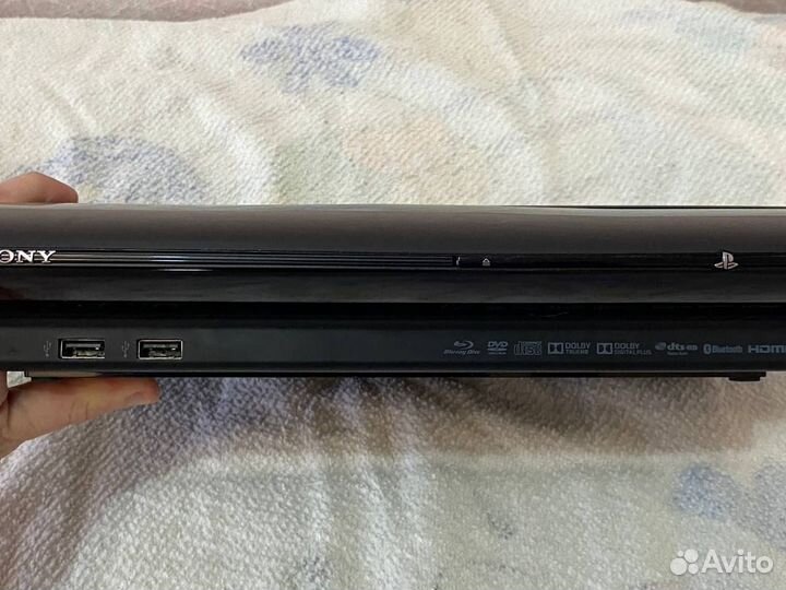 Sony playstation 3 super slim