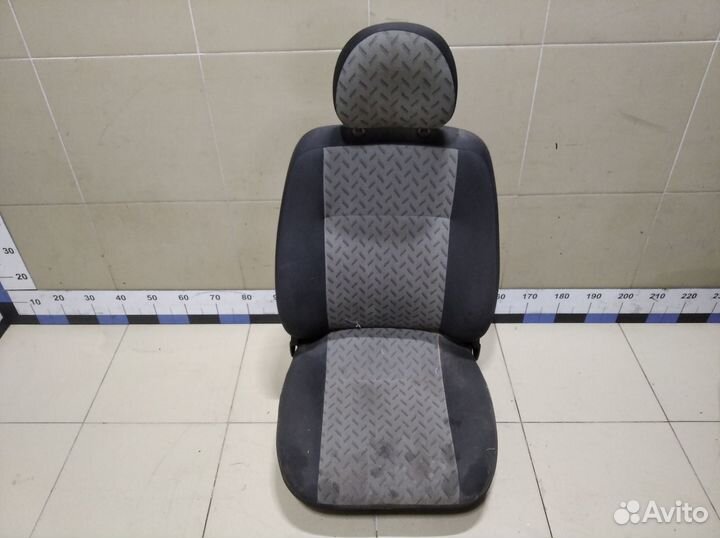 Сиденье переднее правое Doblo 2005-2015
