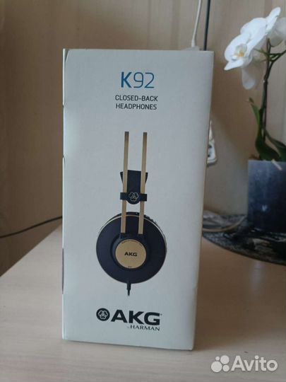 Наушники AKG K92 Мониторные (Студийные)