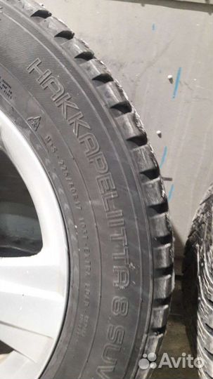 Nokian Tyres Hakkapeliitta 8 SUV 225/60 R17