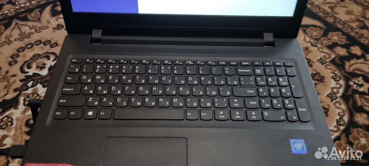 Ноутбук lenovo
