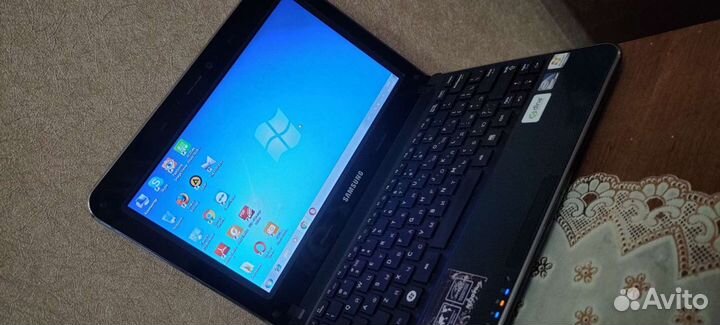 Нетбук розовый