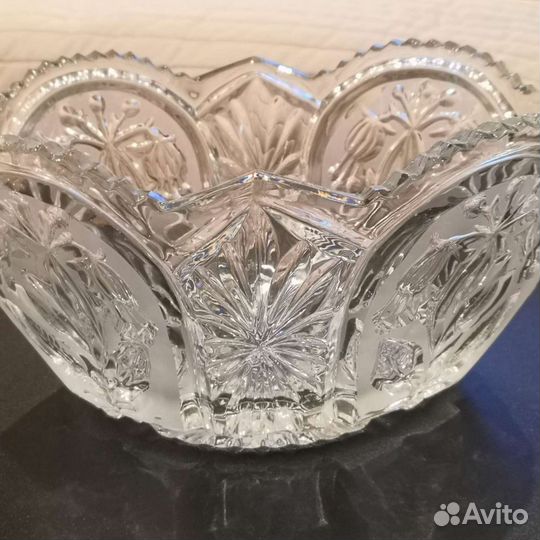 Хрустальная ваза